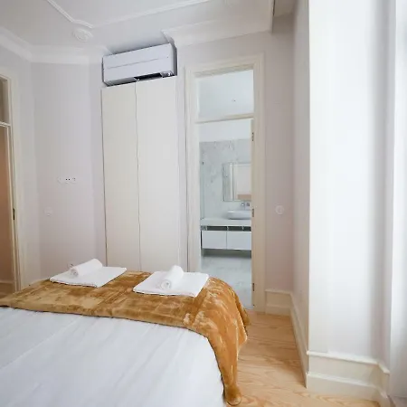 Augusta Street 229- 4 Esq Apartamento