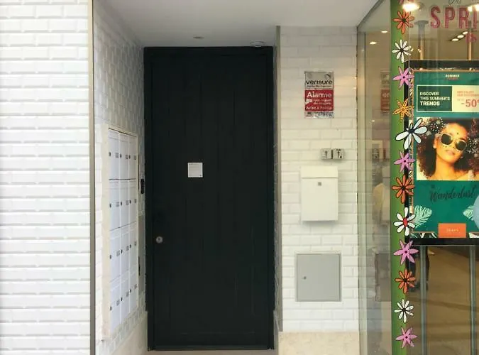 Augusta Street 229- 4 Esq شقة